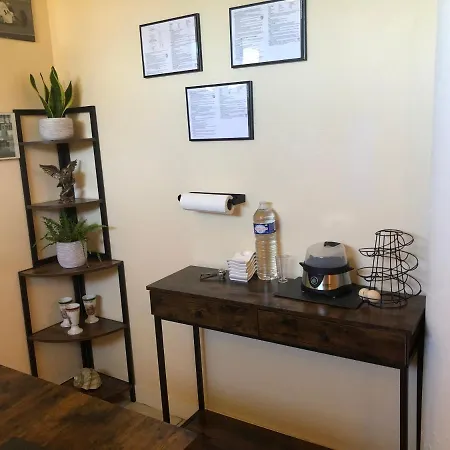 Alojamento de Acomodação e Pequeno-almoço Le Grand Camelia